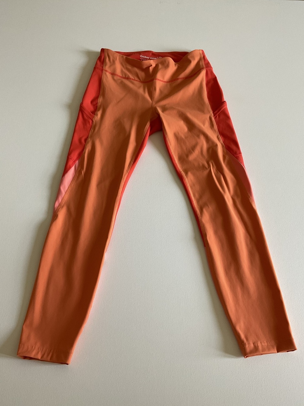 Outdoor Voices Color block 7/8 Leggings Coral Orange Women's Medium